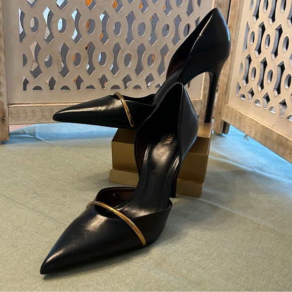 Zara Black Pointed Toe Heels - Picture 2 of 16